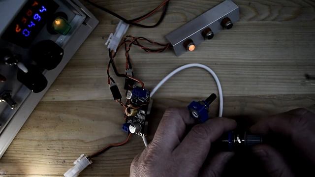 Быстрое подключение XL4016, XL4015, LM2596 dc-dc понижающие модули смотреть онлайн