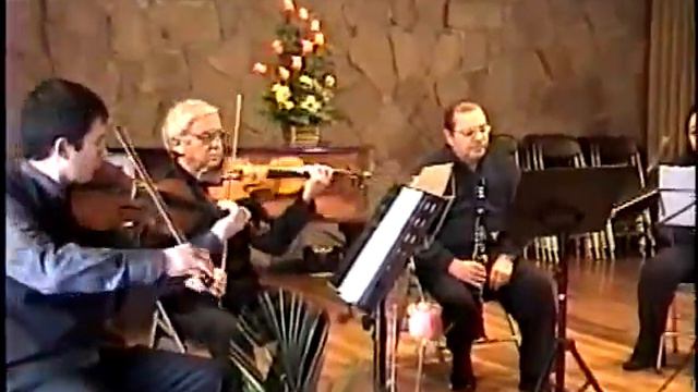Baermann Adagio for clarinet and strings смотреть онлайн