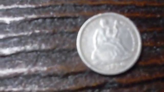 Metal detecting 1890 seated liberty dime found with the Minelab E-Trac смотреть онлайн