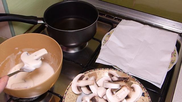 Объедение из грибов/ Сочные шампиньоны в хрустящей панировке смотреть онлайн