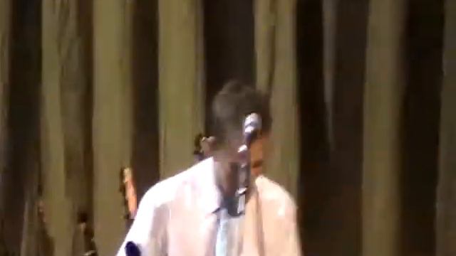 Фрагмент концерта Хью Лори (Hugh Laurie) в Москве 25.06.2012г. смотреть онлайн