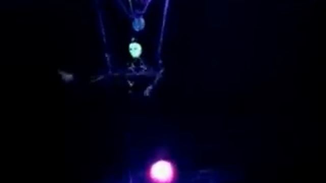 Воздушные гимнасты Корд-де-волан.avi смотреть онлайн