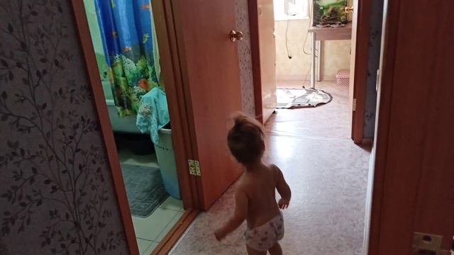 Детям жарко смотреть онлайн