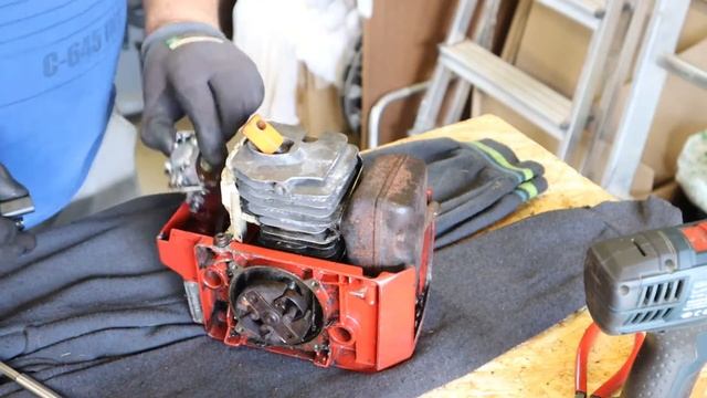 Disassembly of Jonsered RS44 Brushcutter for spare parts Триммер Джонсеред РС44 на запчасти смотреть онлайн