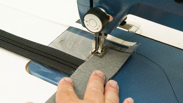 How to Sew Facing/Zipper Edges to Enclosure Curtains смотреть онлайн