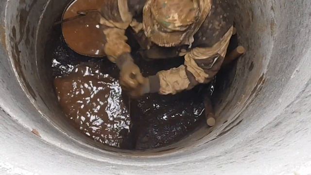 Копка колодца под ключ 6 колец,водоносный слой в пресованном песке смотреть онлайн