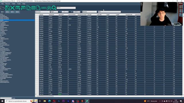 🧐 JAK ZMIENIĆ WIEK ZAWODNIKA W FIFIE 23? | TRYB KARIERY - PORADNIK |