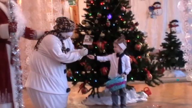 Новогодний утренник в ср. гр.3 МДОУ 89 Вологды смотреть онлайн