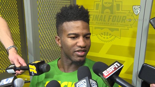 Kobe Bryant pays Oregon Ducks surprise Final Four visit смотреть онлайн