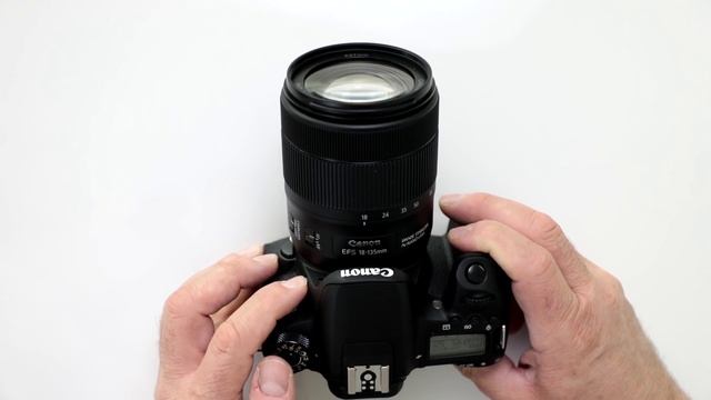 Canon EOS 77D with 18-135mm Lens | FAQ смотреть онлайн