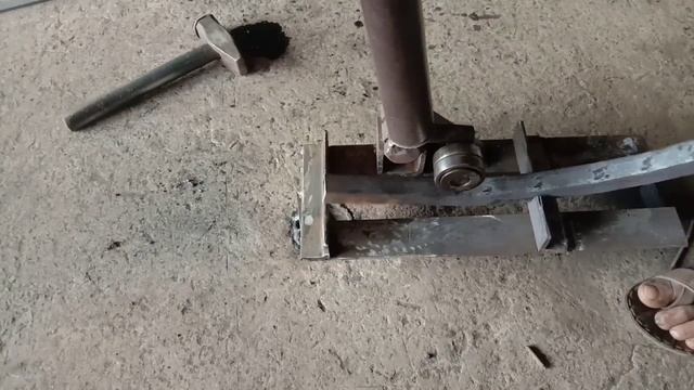 How To Bend Angle Iron Without Bending Machine// How To Make Angle Bending Tool. #bender #tricks смотреть онлайн