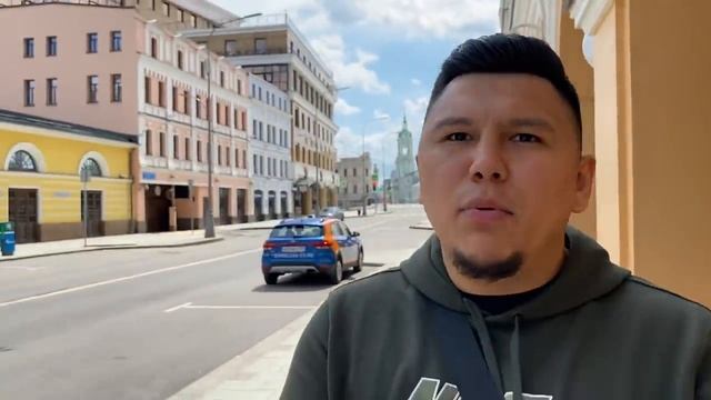 Как интуитивно влюблять мужчин? Природные женские чары. Психология отношений.