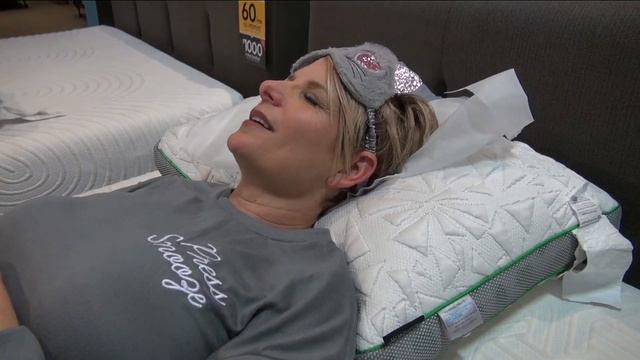 Eden Picks Out the Perfect Pillow at Ashley Furniture Homestore | River City Live смотреть онлайн