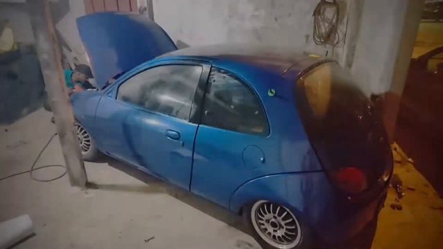 Transformação Ford Ka 98. Envelopamento e suspensão a ar смотреть онлайн