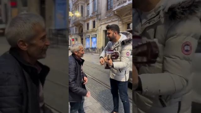 Sokak sanatçısı & Duydum ki bensiz yaralı gibisin. (Dayı içimizi parçaladin be) смотреть онлайн