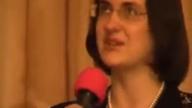 Вручение картины на открытии вирт.музея А.Бережного.avi смотреть онлайн