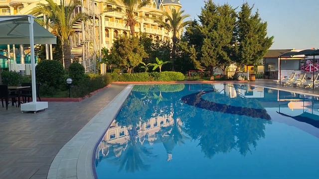 Территория отеля Aydinbey Gold Dreams. смотреть онлайн