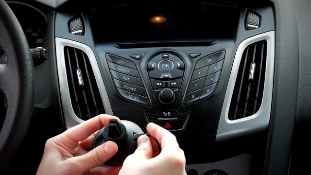 Беспроводная зарядка в машину — Put2Go смотреть онлайн