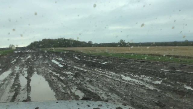 Глинистая дорога по дороге к Морозово смотреть онлайн