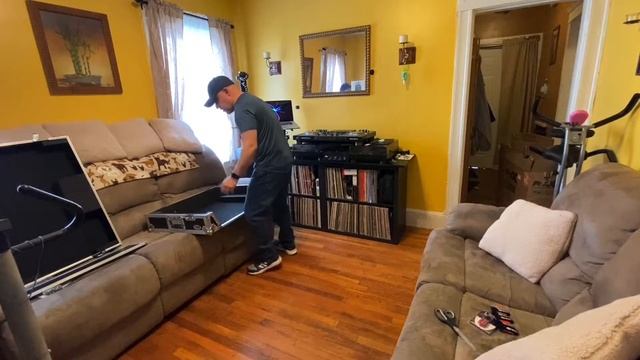 Denon Dj Prime 4 ProX flight case Unboxing смотреть онлайн