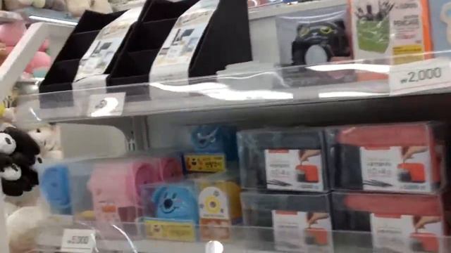 Корея Сеул, магазин Daiso смотреть онлайн