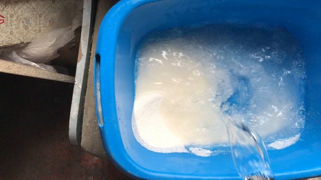 Ремонт в заброшке. Часть 13. Клеим обои смотреть онлайн