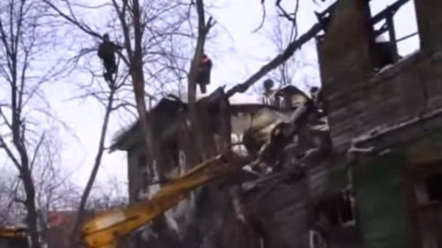 Уничтожение "дачи Муромцева" вместе с выставкой смотреть онлайн