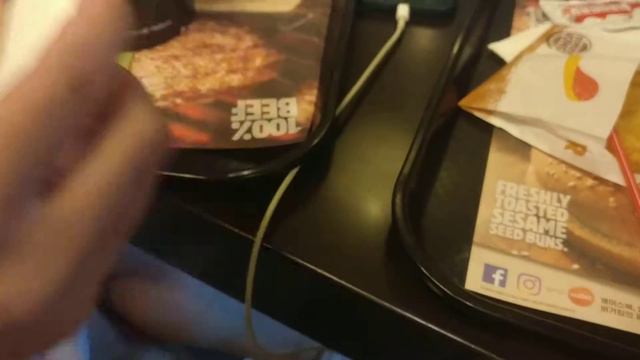 Завтрак в бургер Кинг) смотреть онлайн