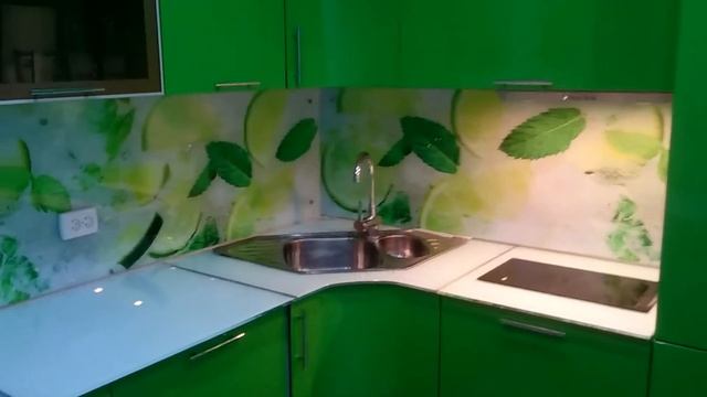 Кухонный фартук - скинали картинка с фотобанка www.shutterstock.com смотреть онлайн