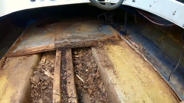 Restoring a Race Boat for CHEAP! $500 Sleekcraft SST MODVP Tunnel Hull! смотреть онлайн