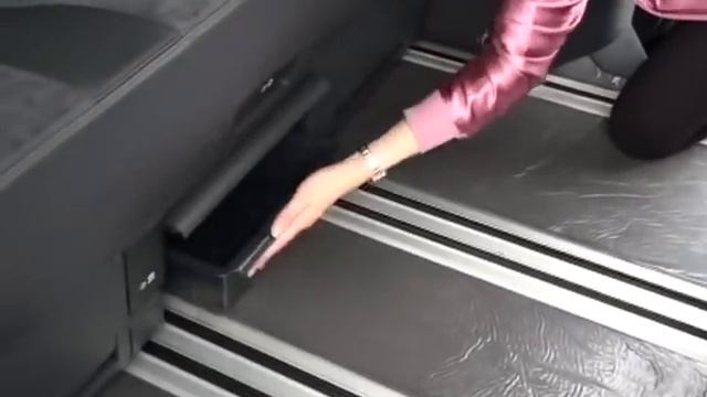 VW Multivan GP 座艙機能示範 смотреть онлайн