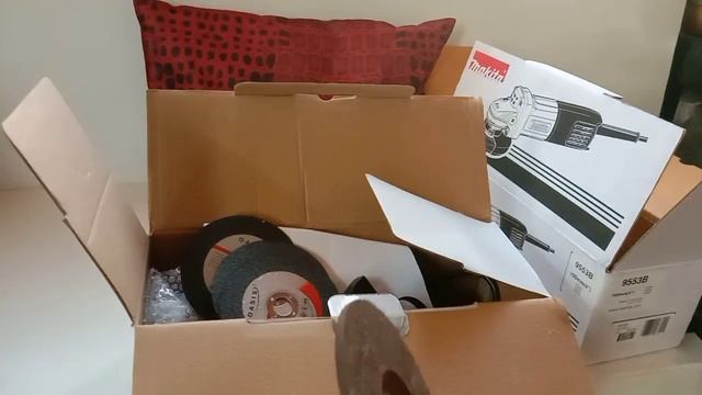 Makita Grinder Fake vs Real смотреть онлайн