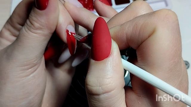 коррекция себе. геометрия на двух руках твердый гель лак #shorts#nails смотреть онлайн