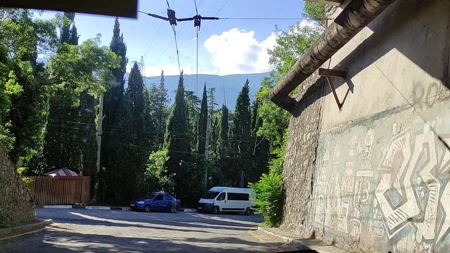 святой источник в Ялте смотреть онлайн