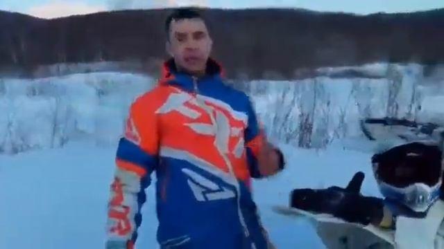 краткий обзор на Гр7 2т с гусянкой. смотреть онлайн