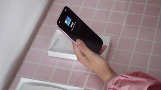 Unboxing 📦 iPhone 15 plus in Pink 💖 She's so cute! смотреть онлайн