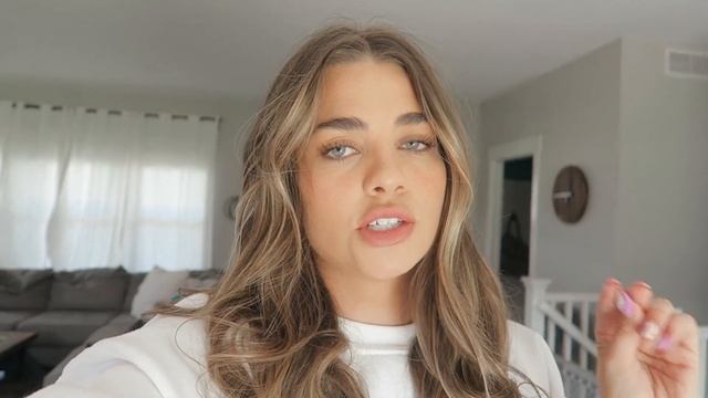 HUGE closet clean out! *decluttering & organizing my closet* смотреть онлайн