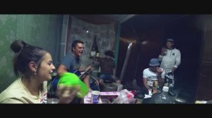 Приготовление настоящего лагмана в казане на костре.mp4