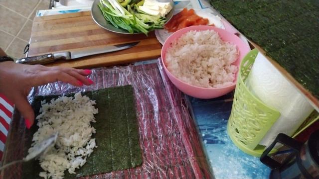 Роллы смотреть онлайн