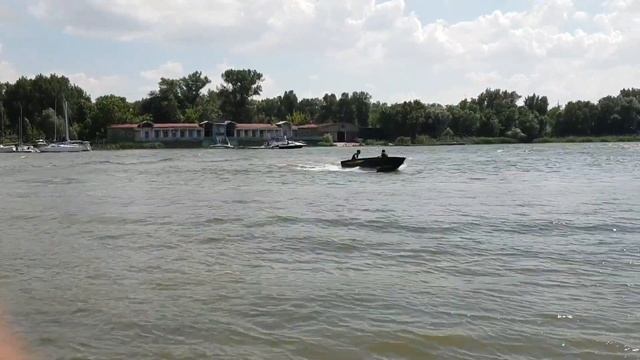 Катер из полиэтилена Испытания риф 40 17 07 2018 смотреть онлайн