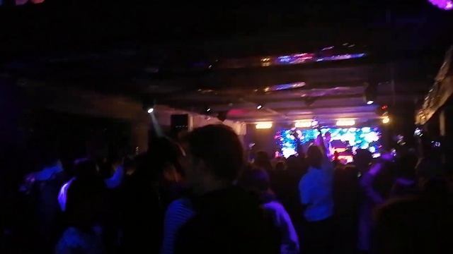 ФРЕНДЗОНА - БОЙЧИК (LIVE, MINSK, BERLIN CLUB 13.12.2019) смотреть онлайн