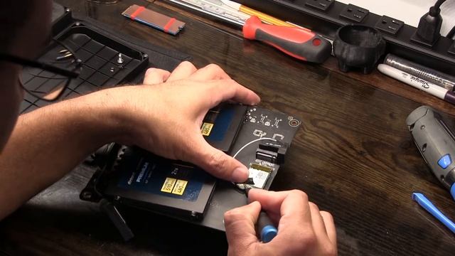 Minisforum HX90 Part1: (Quick Benchmark & Teardown, PCB look) смотреть онлайн