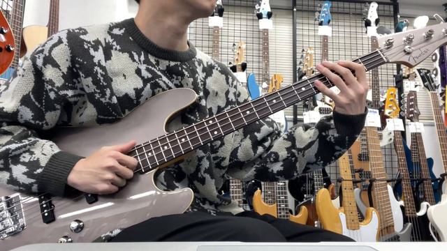 Fender / Aerodyne Special Jazz Bass RW Dolphin Gray【Test Play】 смотреть онлайн