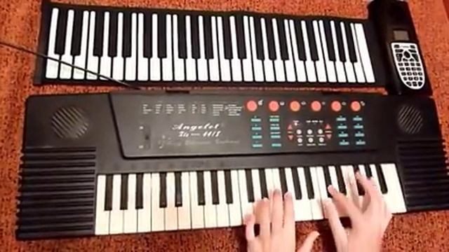 Cтарый музыкальный инструмент смотреть онлайн