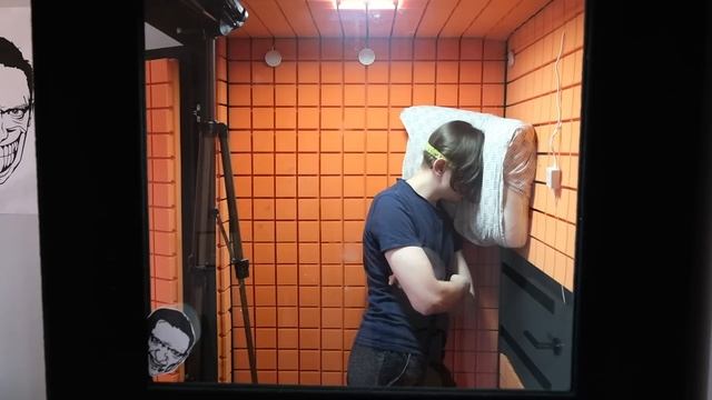 ВОЗМОЖНО ЛИ СПАТЬ СТОЯ? | Проверил на себе, Эксперимент смотреть онлайн