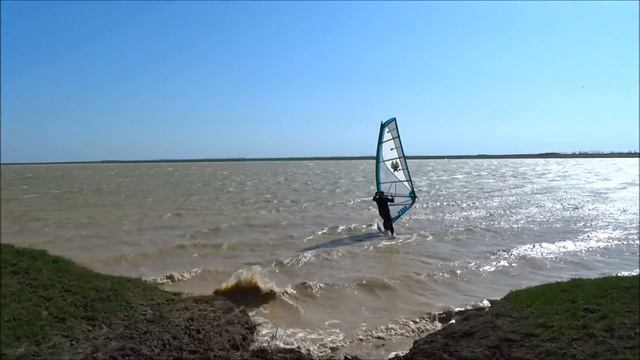 Виндсерфинг в Пролетарске (Ростовская обл) 09_04_2016 смотреть онлайн