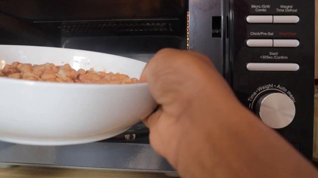 KAZI 5 ZA MICROWAVE YAKO/JINSI YAKUTUMIA MICROWAVE @ikamalle смотреть онлайн