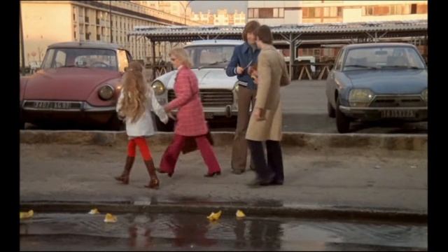 Как правильно раздавать рекламные листовки на улице? Часть 1. смотреть онлайн