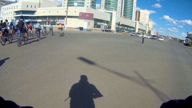День государственных символов Казахстана. Велопробег Актобе. GitUp Git2 смотреть онлайн