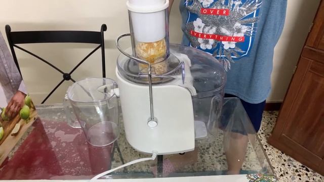 UNBOXING AND REVIEW OF KENWOOD JUICER | IS THIS THE BEST JUICER | TONG ISAY смотреть онлайн